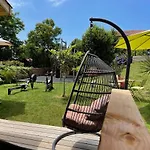 La Wodapalousa, Surf & Crossfit Guesthouse, 800m From Gasthof Bidart