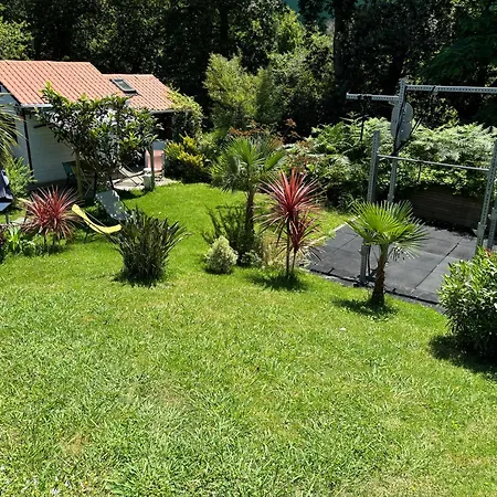 Pensjonat La Wodapalousa, Surf & Crossfit Guesthouse, 800m From