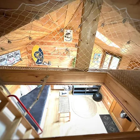 La Wodapalousa, Surf & Crossfit Guesthouse, 800m From Gæstehus